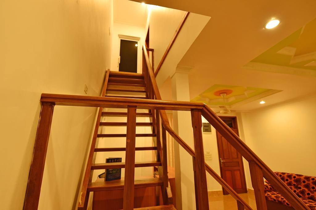 Rasdhoo Relax Inn Exterior photo